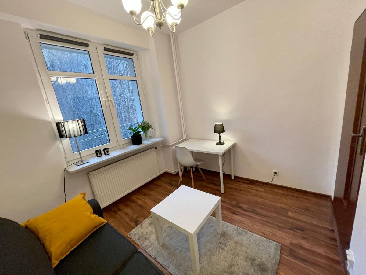 Apartament Diamond Metro Wifi 300 Mbs 70'Tv Netflix Hbo Appletv+ Warszawa Zewnętrze zdjęcie