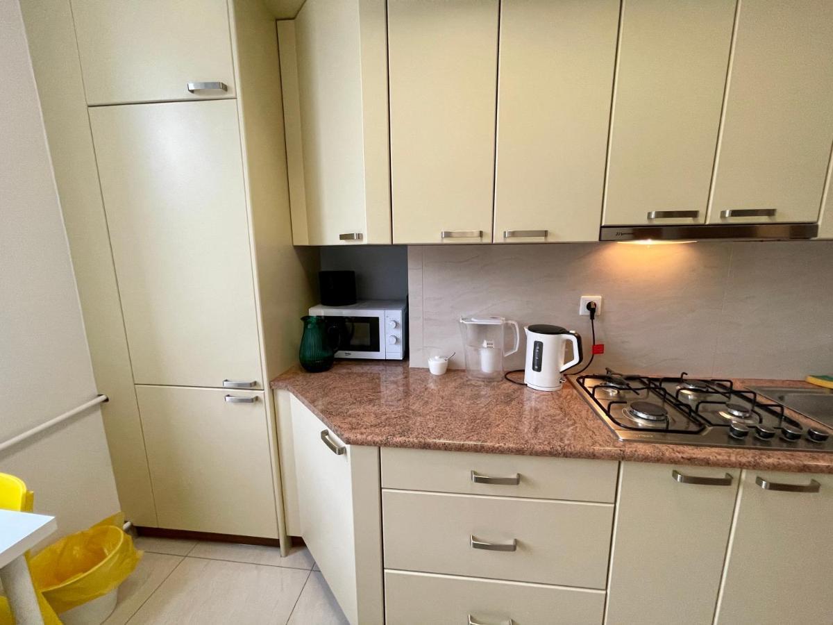 Apartament Diamond Metro Wifi 300 Mbs 70'Tv Netflix Hbo Appletv+ Warszawa Zewnętrze zdjęcie